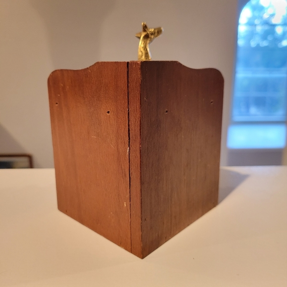 Brass Baby Giraffe Coaster Set - Picture 2 of 5